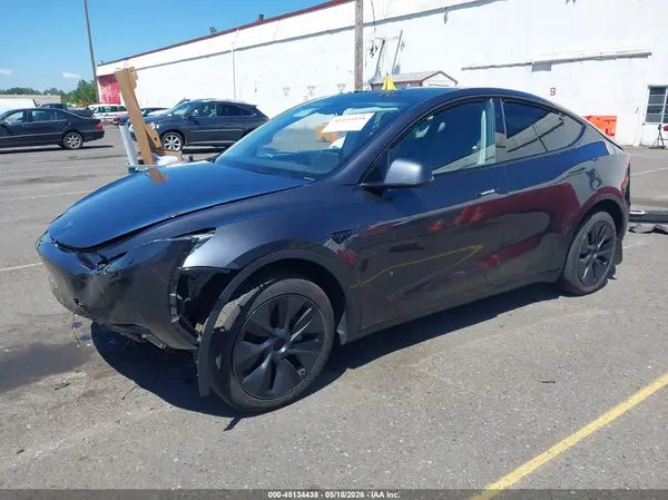 7SAYGDEE2SA355525 2025 TESLA MODEL Y - Image 2