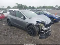 7SAYGDEE2SA358442 2025 TESLA MODEL Y