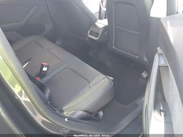 7SAYGDEE2SA361941 2025 TESLA MODEL Y - Image 8