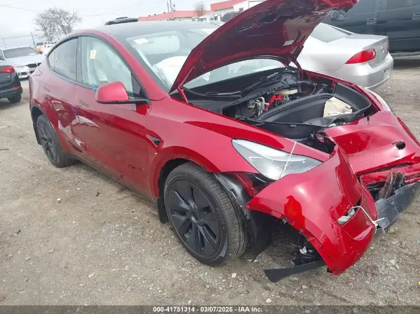 7SAYGDEE2SA363107 2025 TESLA MODEL Y - Image 1