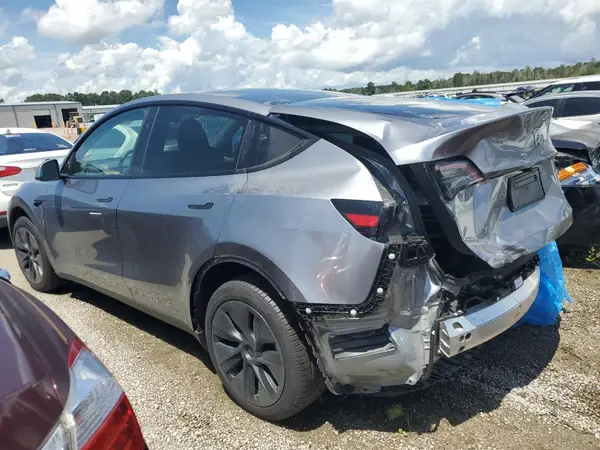 7SAYGDEE2SA363401 2025 TESLA MODEL Y - Image 2