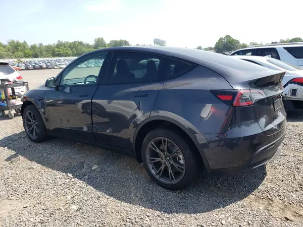7SAYGDEE2SA366296 2025 TESLA MODEL Y - Image 2