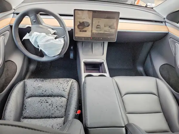 7SAYGDEE2SA367870 2025 TESLA MODEL Y - Image 8