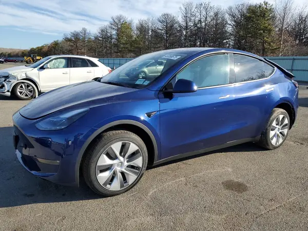 7SAYGDEE2SF292851 2025 TESLA MODEL Y - Image 1