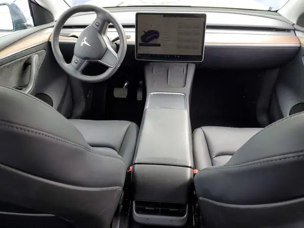 7SAYGDEE2SF300687 2025 TESLA MODEL Y - Image 8