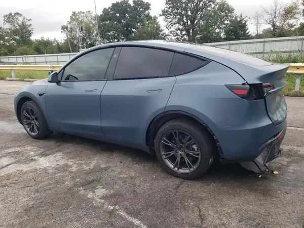 7SAYGDEE2SF307817 2025 TESLA MODEL Y - Image 2
