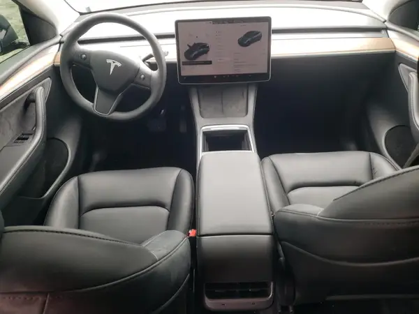 7SAYGDEE2SF307817 2025 TESLA MODEL Y - Image 8