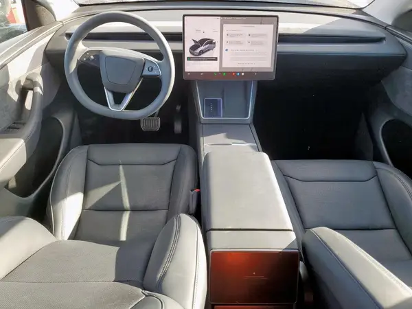 7SAYGDEE2TA381284 2026 TESLA MODEL Y - Image 8