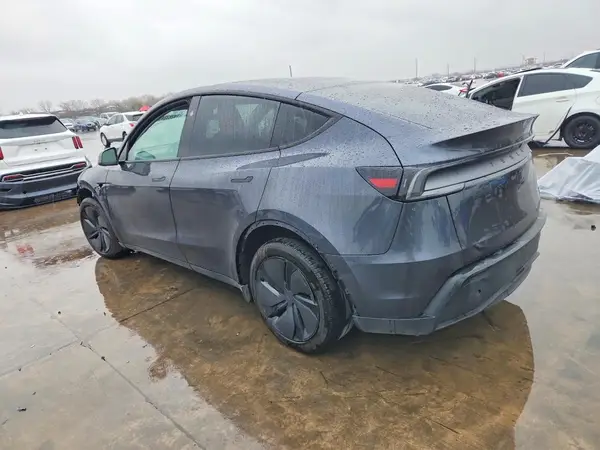 7SAYGDEE2TA393712 2026 TESLA MODEL Y - Image 2