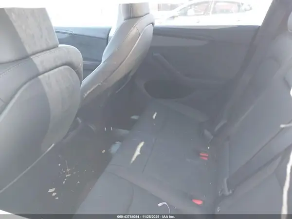 7SAYGDEE2TA396741 2026 TESLA MODEL Y - Image 8