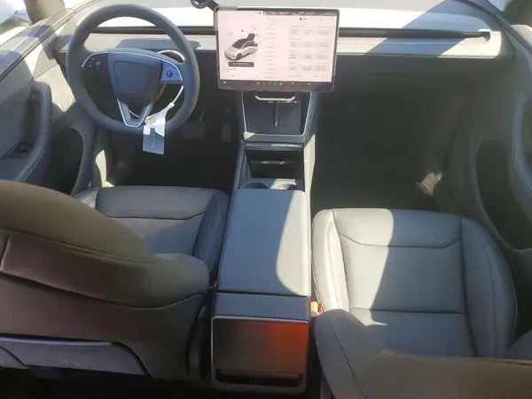 7SAYGDEE2TA406247 2026 TESLA MODEL Y - Image 8