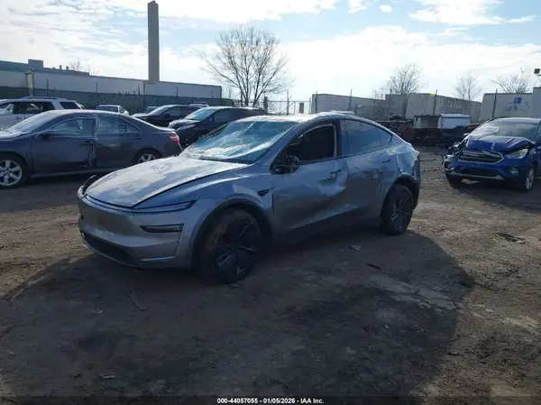 7SAYGDEE2TA455271 2026 TESLA MODEL Y - Image 2