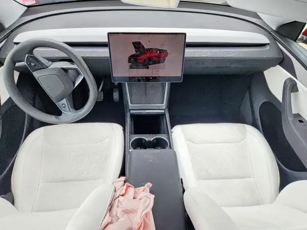 7SAYGDEE2TA456291 2026 TESLA MODEL Y - Image 8