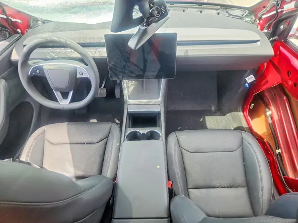 7SAYGDEE2TA456551 2026 TESLA MODEL Y - Image 8