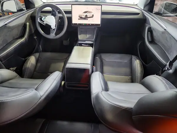 7SAYGDEE2TA458851 2026 TESLA MODEL Y - Image 8