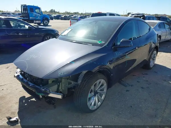 7SAYGDEE2TA464732 2026 TESLA MODEL Y - Image 2