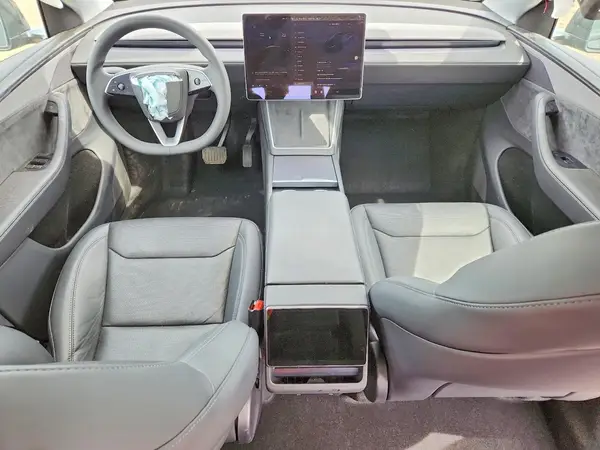 7SAYGDEE2TA470756 2026 TESLA MODEL Y - Image 8