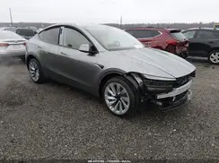 7SAYGDEE2TA499755 2026 TESLA MODEL Y