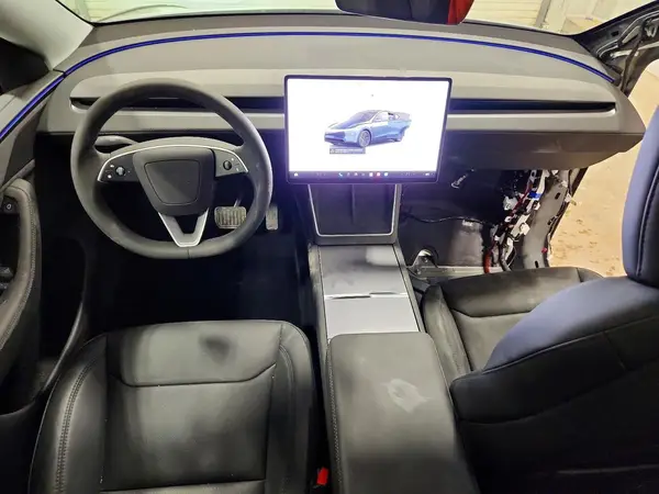 7SAYGDEE2TA605279 2026 TESLA MODEL Y - Image 8