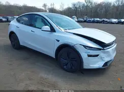 7SAYGDEE2TA628187 2026 TESLA MODEL Y