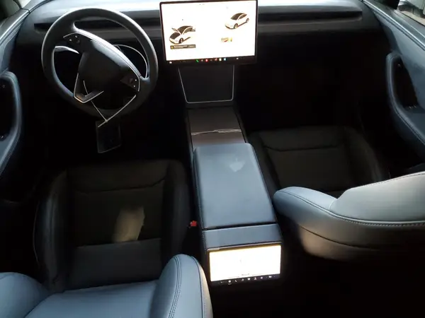 7SAYGDEE2TF321475 2026 TESLA MODEL Y - Image 8