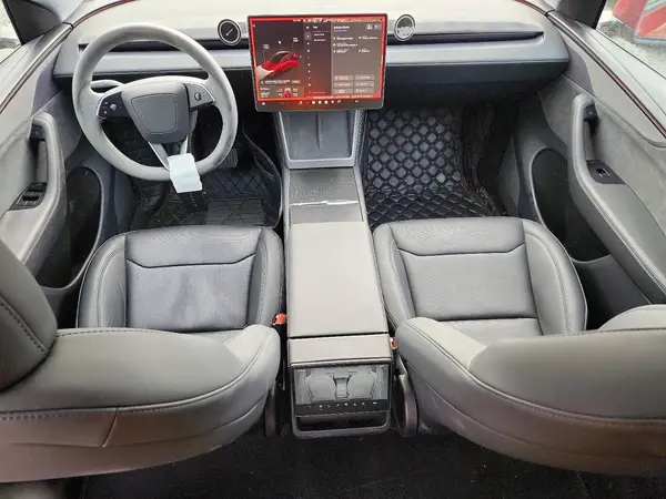 7SAYGDEE2TF330161 2026 TESLA MODEL Y - Image 8