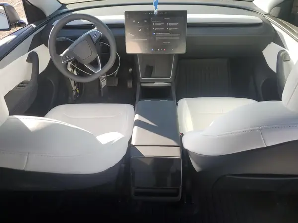 7SAYGDEE2TF339023 2026 TESLA MODEL Y - Image 8