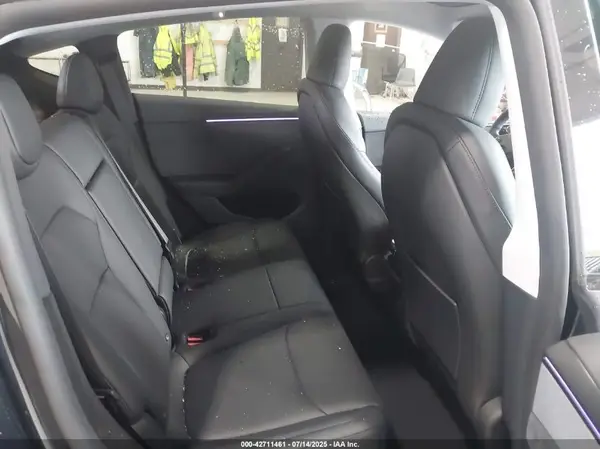 7SAYGDEE2TF342276 2026 TESLA MODEL Y - Image 8