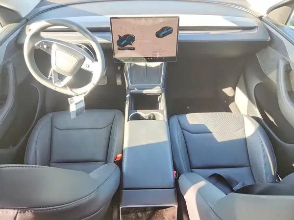 7SAYGDEE2TF343976 2026 TESLA MODEL Y - Image 8