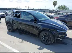 7SAYGDEE2TF351236 2026 TESLA MODEL Y