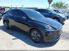 7SAYGDEE2TF353178 2026 TESLA MODEL Y