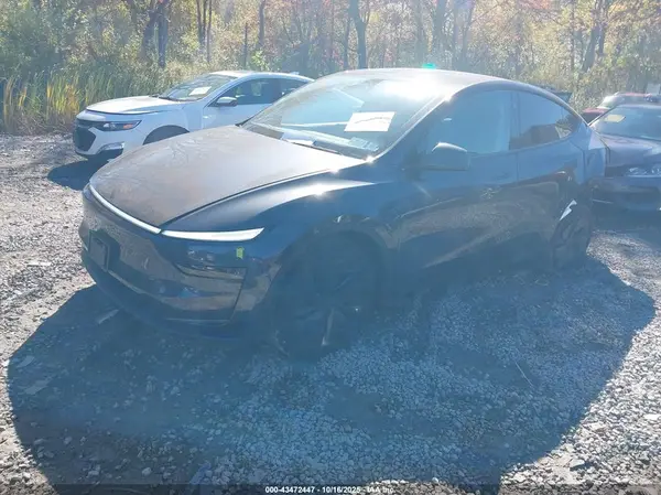7SAYGDEE2TF364133 2026 TESLA MODEL Y - Image 2