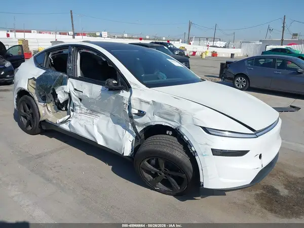 7SAYGDEE2TF374368 2026 TESLA MODEL Y - Image 1