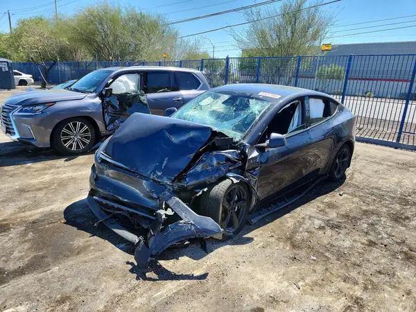 7SAYGDEE2TF391588 2026 TESLA MODEL Y - Image 1