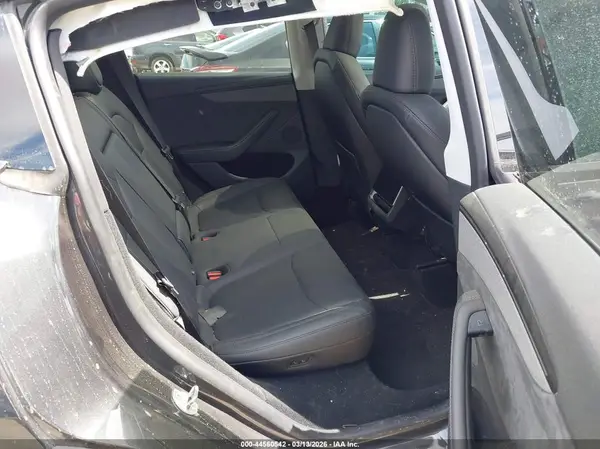 7SAYGDEE2TF436559 2026 TESLA MODEL Y - Image 8