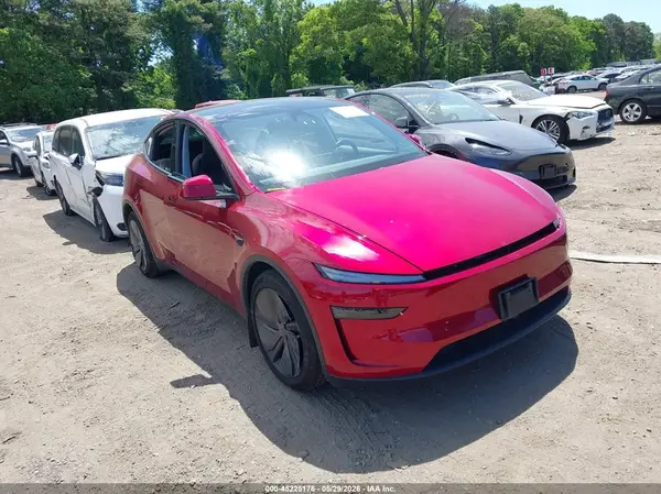 7SAYGDEE2TF515732 2026 TESLA MODEL Y - Image 1