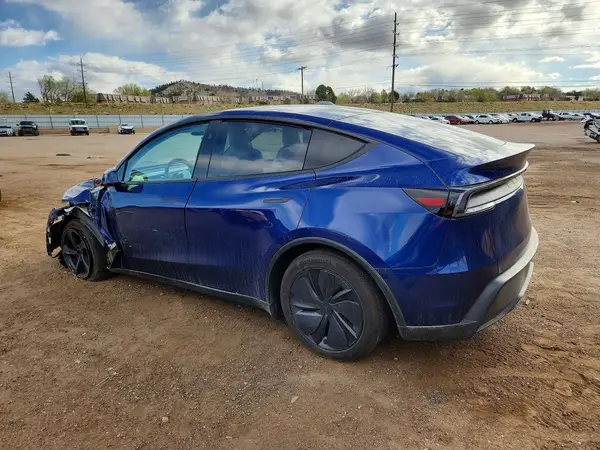 7SAYGDEE2TF527573 2026 TESLA MODEL Y - Image 2