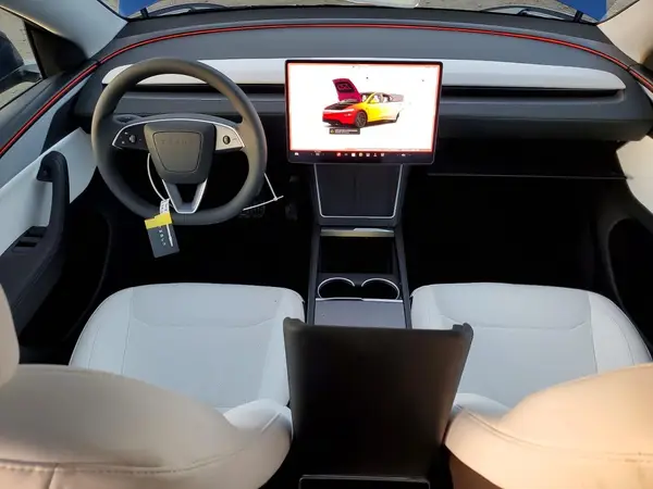 7SAYGDEE2TF539965 2026 TESLA MODEL Y - Image 8