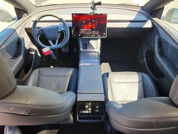 7SAYGDEE2TF583111 2026 TESLA MODEL Y - Image 8