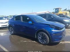 7SAYGDEE2TF598871 2026 TESLA MODEL Y