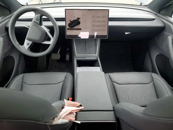 7SAYGDEE2TF599230 2026 TESLA MODEL Y - Image 8
