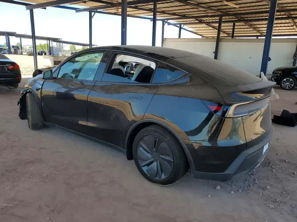 7SAYGDEE2TF627494 2026 TESLA MODEL Y - Image 2