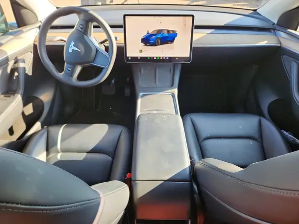 7SAYGDEE3NA011075 2022 TESLA MODEL Y - Image 8