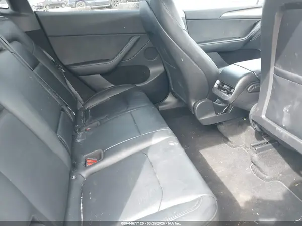7SAYGDEE3NA012811 2022 TESLA MODEL Y - Image 8