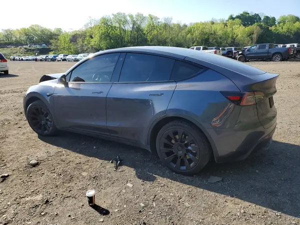 7SAYGDEE3NA013523 2022 TESLA MODEL Y - Image 2