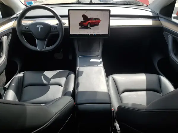 7SAYGDEE3NA019872 2022 TESLA MODEL Y - Image 8