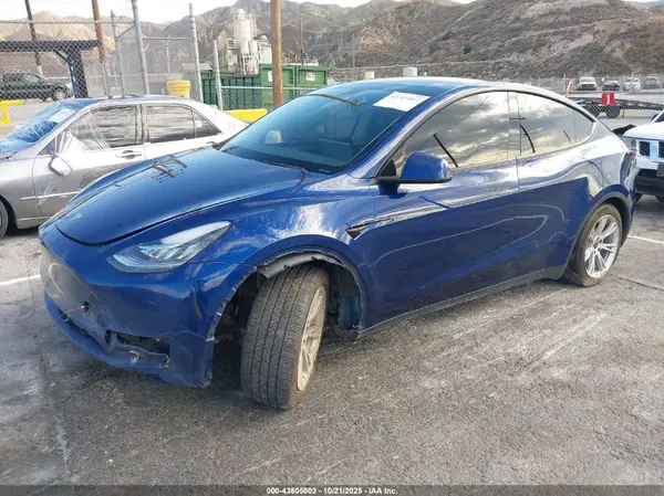 7SAYGDEE3NA019970 2022 TESLA MODEL Y - Image 2