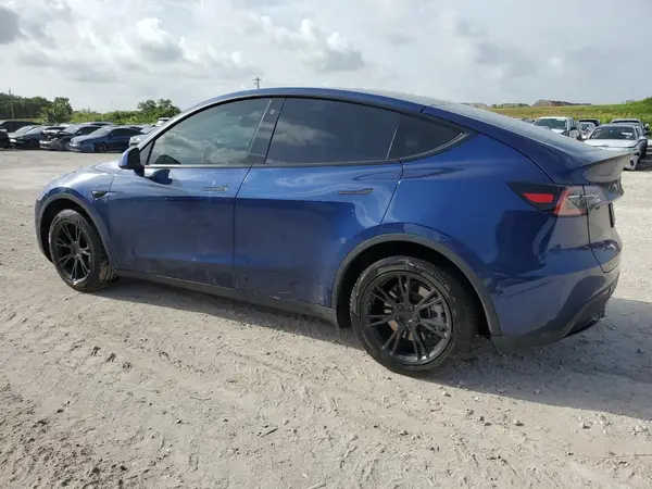 7SAYGDEE3NF309659 2022 TESLA MODEL Y - Image 2