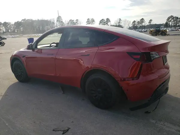 7SAYGDEE3NF321097 2022 TESLA MODEL Y - Image 2