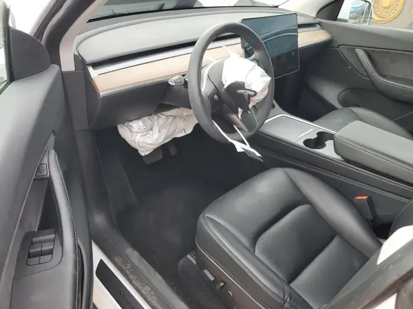 7SAYGDEE3NF321326 2022 TESLA MODEL Y - Image 8